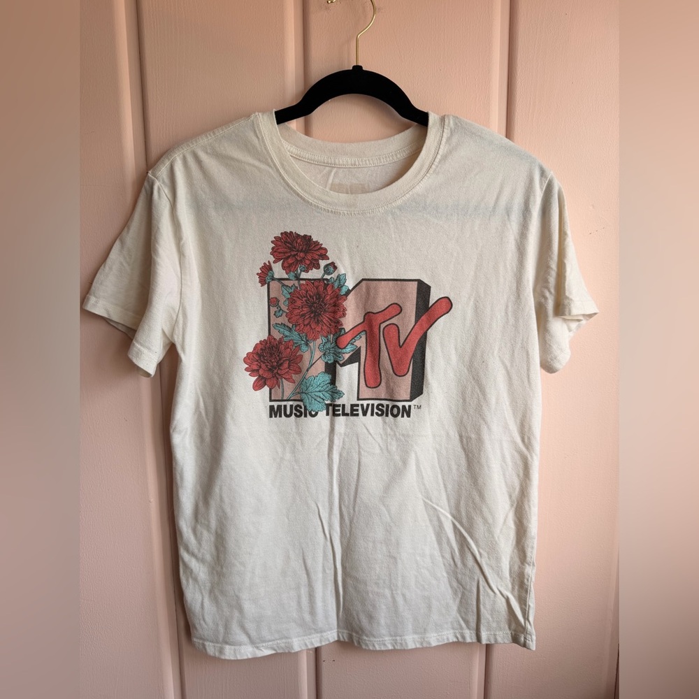 MTV Cream and Red Floral Short Sleeve Tee